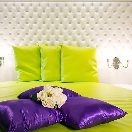 Gasthuis Domus Spagna Condotti Imperial 5*
