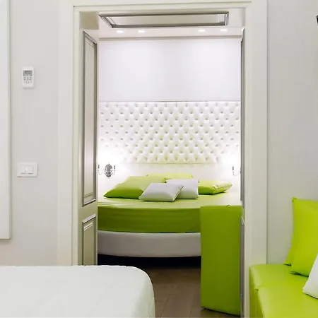 Domus Spagna Condotti Imperial Affittacamere Roma